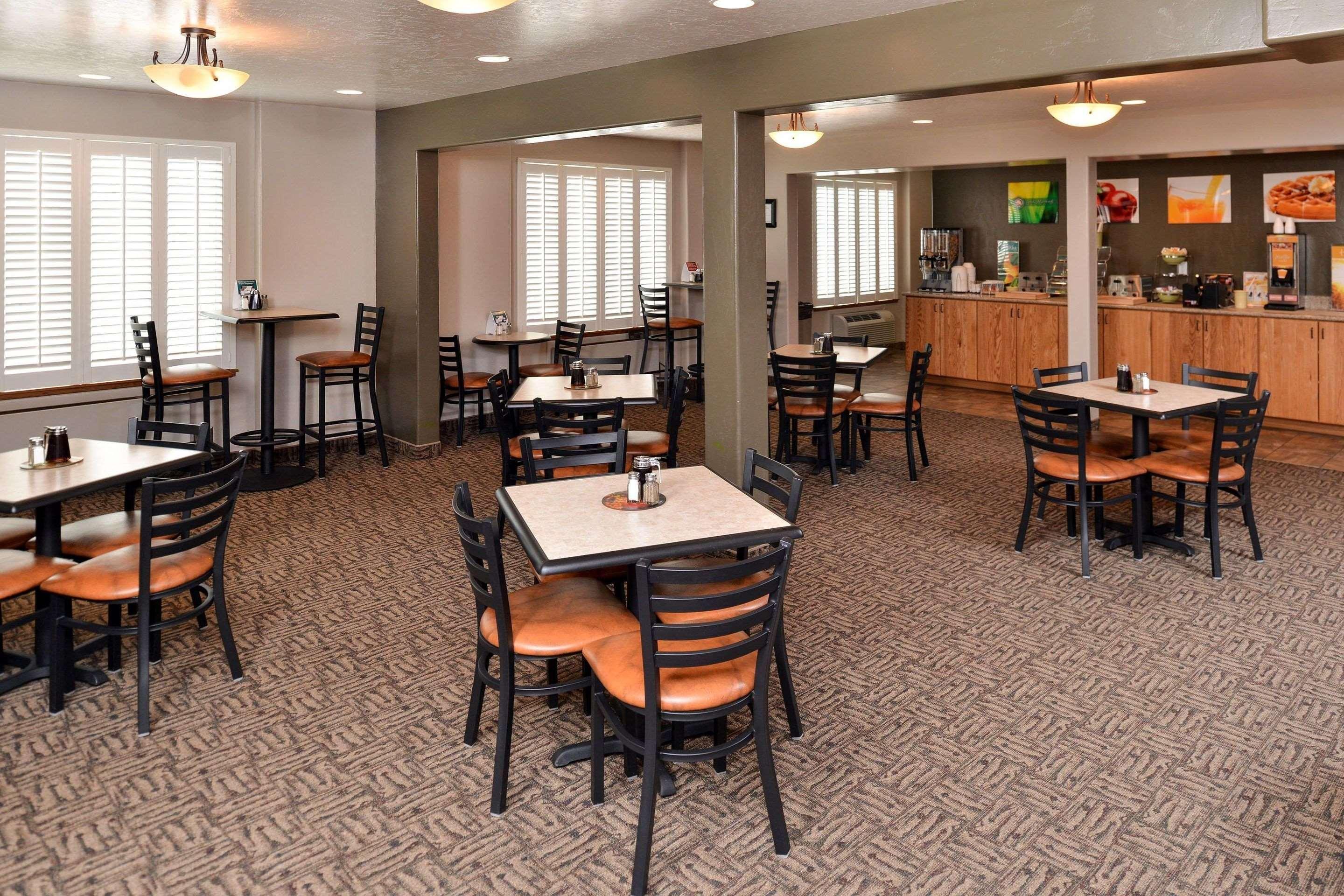 Quality Inn Vernal Near Dinosaur National Monument Bagian luar foto