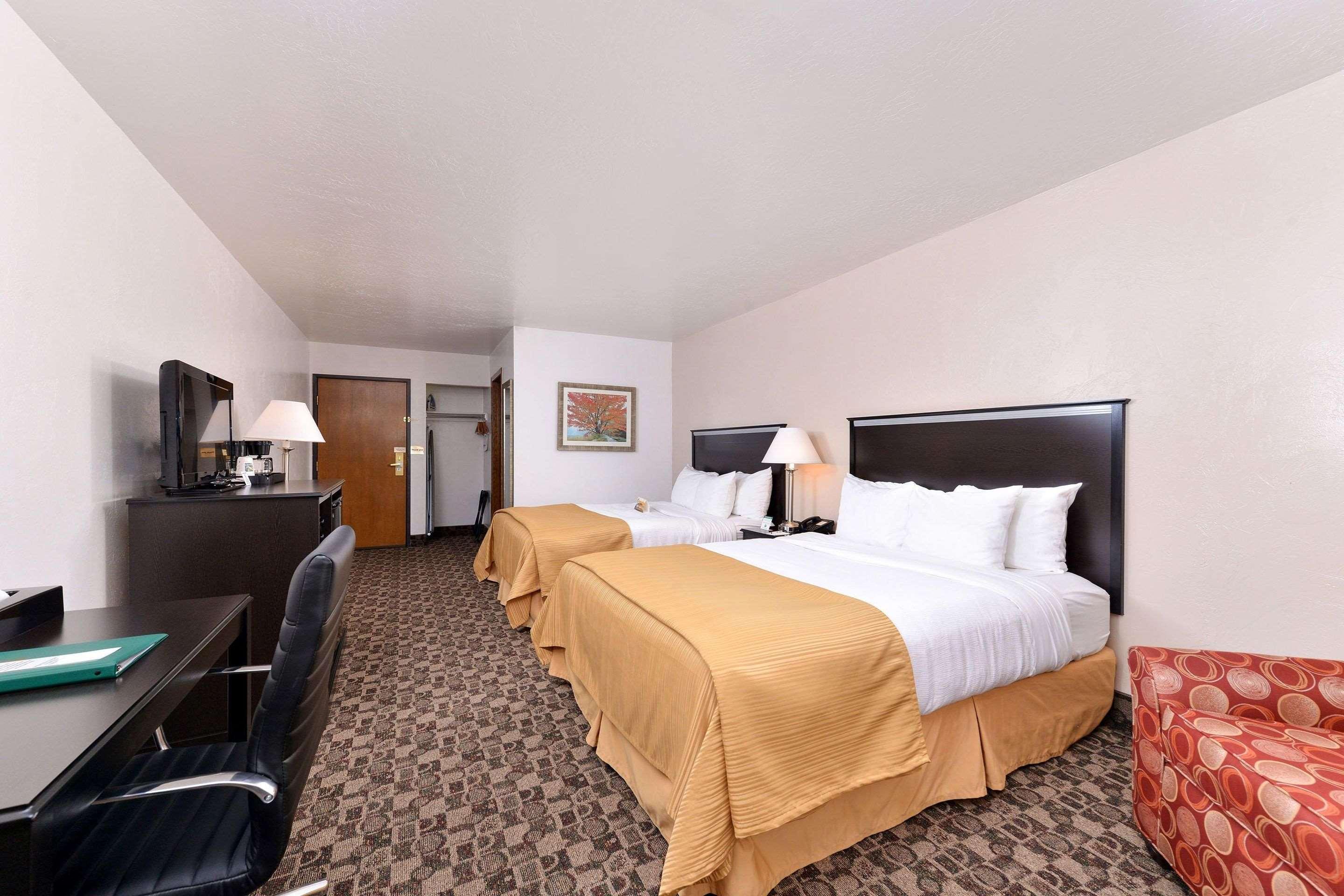 Quality Inn Vernal Near Dinosaur National Monument Bagian luar foto