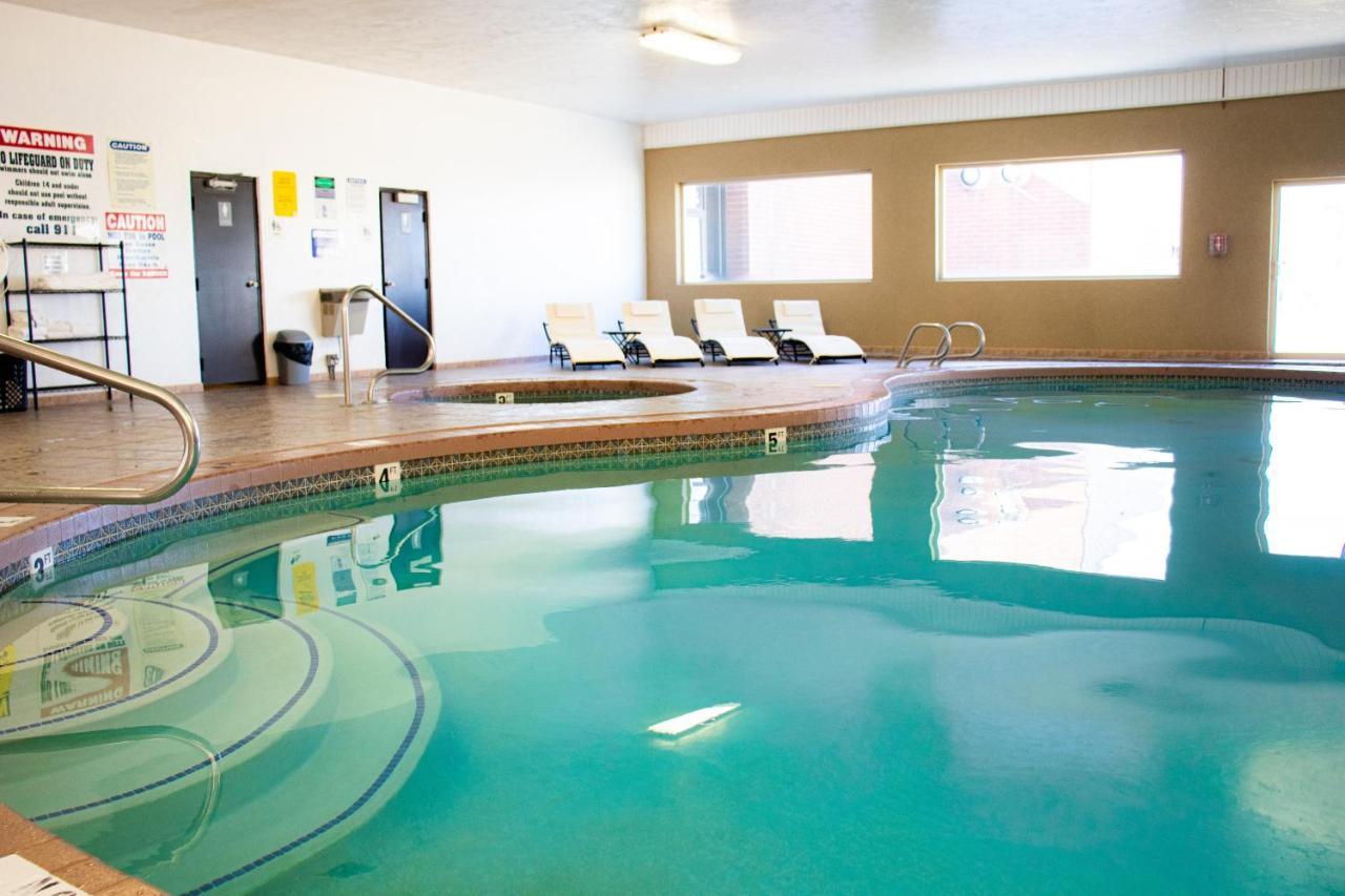 Quality Inn Vernal Near Dinosaur National Monument Bagian luar foto